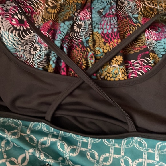 Lola Active Ladies Dress - Picture 4 of 6